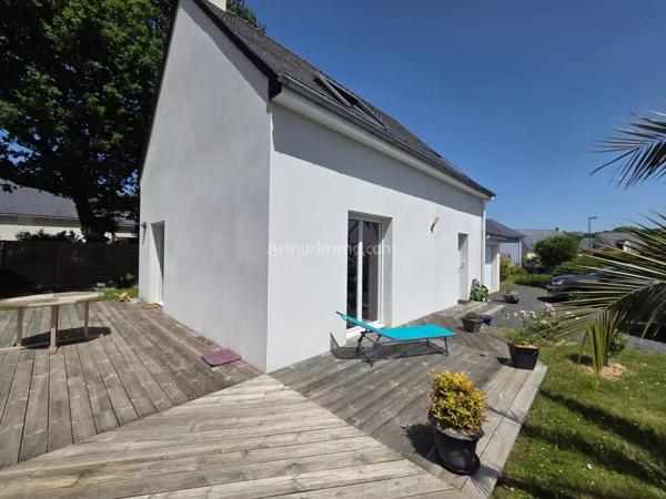 Vente                                                      Maison
                        
                     4 pièces                      90 m2                     à Pluneret
