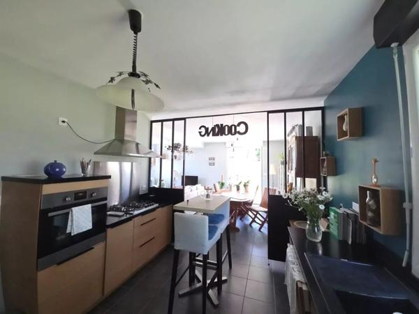 Vente                                                      Maison
                        
                     4 pièces                      90 m2                     à Pluneret