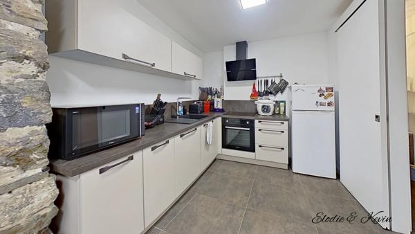 Appartement duplex type maison de village à vendre 4 pièces TREVOUX (01)