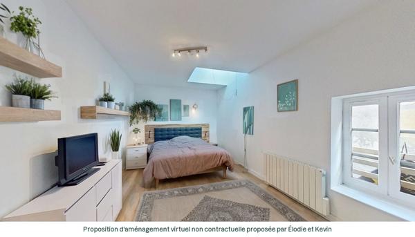 Appartement duplex type maison de village à vendre 4 pièces TREVOUX (01)