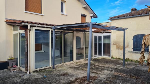 Maison Jarnac 163 m2 , Jarnac Maison Jarnac 163 m2 , Jarnac