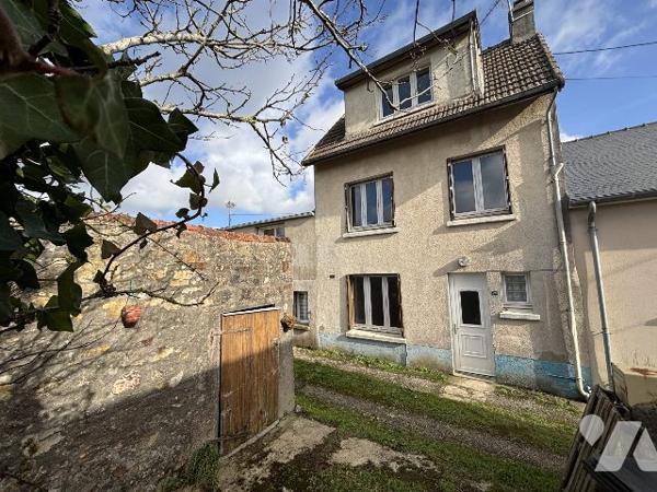MAISON À RÉNOVER - LES PIEUX
