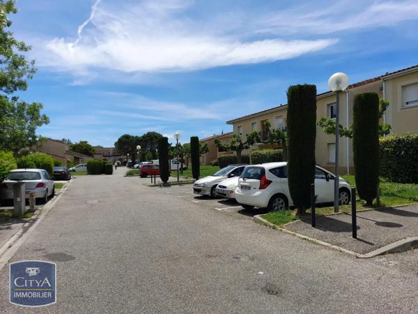 Appartement à louer 2 pièces 48.56m² Pont-Saint-Esprit (30130)