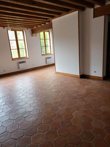 APPARTEMENT F1BIS 1ER ETAGE GAILLON CENTRE
