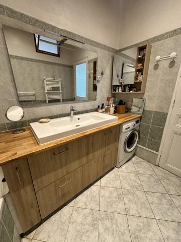 Marseille (13004) APPARTEMENT COEUR CHARTREUX AU CALME ET LUMINEUX 13004 MARSEILLE