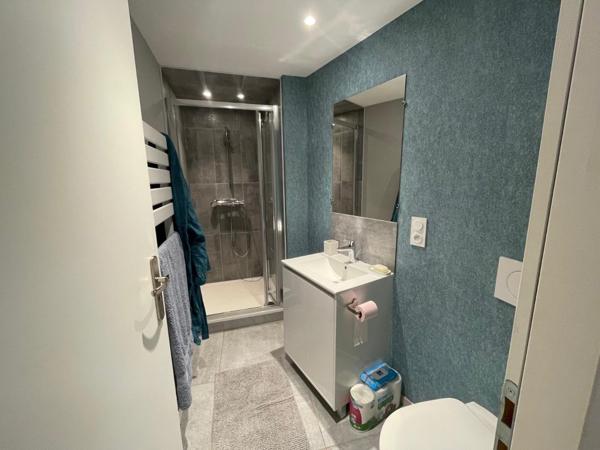 Immeuble à vendre 200m²