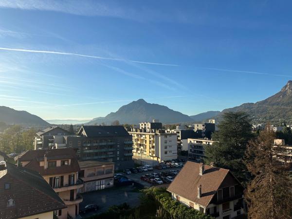 Surface, vue Môle, exposition