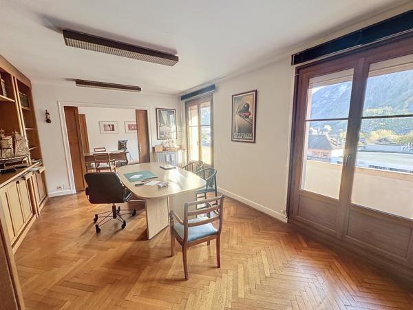 Surface, vue Môle, exposition