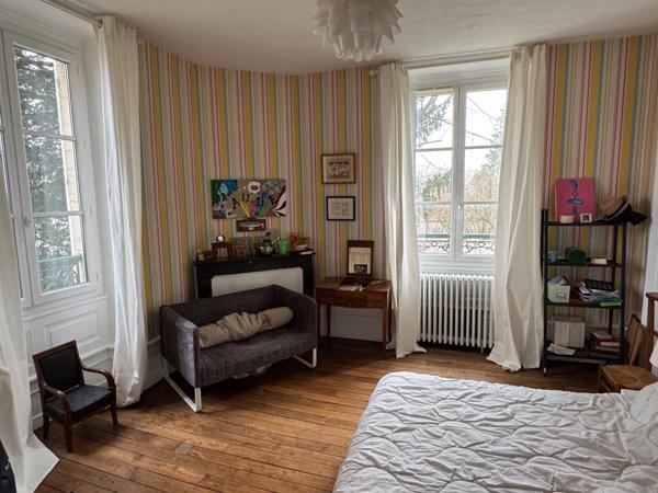 DEMEURE D'EXCEPTION EN COEUR DE VILLE