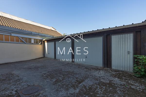 LOOS – IMMEUBLE DE RAPPORT – 5 APPARTEMENTS – 3 GARAGES