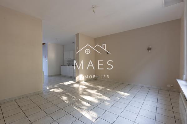 LOOS – IMMEUBLE DE RAPPORT – 5 APPARTEMENTS – 3 GARAGES
