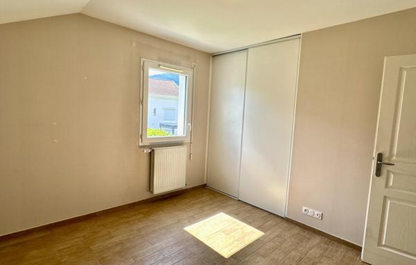 MAISON T4 90 M2 AVEC JARDIN - FONTANIL CORNILLON