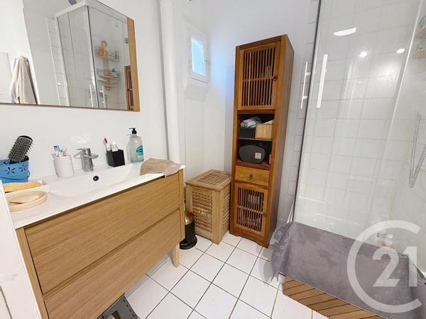 Appartement F2 Bis à vendre  3 pièces - 50 m2 PARIS - 75013