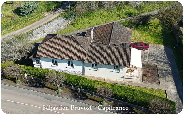 Maison à vendre 5 pièces SAINT PARDOUX LA RIVIERE (24), plain-pied 107m2, 3 chambres, deux garages, grand salon