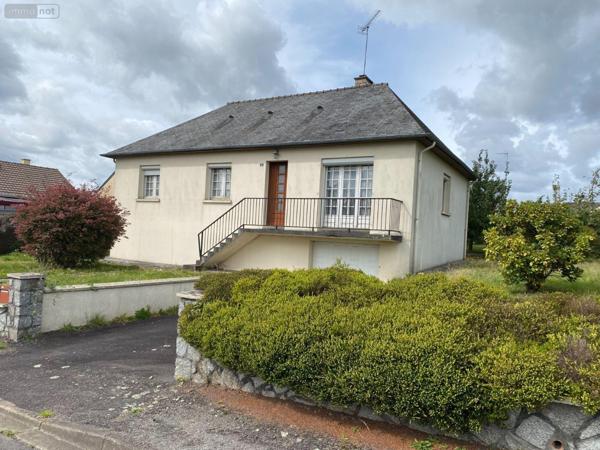 Maison à vendre à Montaudin en Mayenne (53220), ref : 135/38