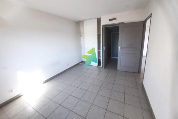 Appartement Type 2 avec loggia, parking