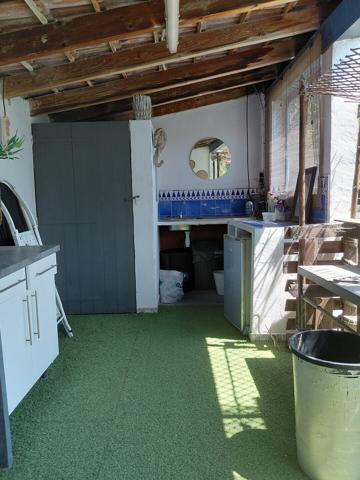 SUPERBE VILLA ATYPIQUE DE 210 M² HAB SUR 1296 M² DE TERRAIN