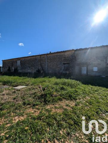 Maison traditionnelle 10 pièces de 309 m² à Redessan (30129)