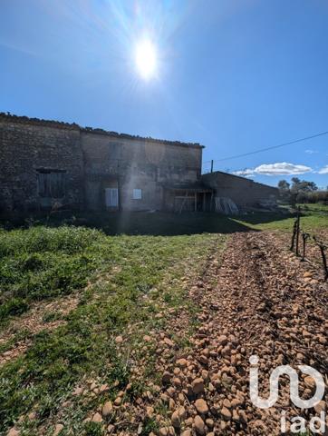 Maison traditionnelle 10 pièces de 309 m² à Redessan (30129)