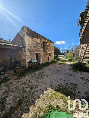 Maison traditionnelle 10 pièces de 309 m² à Redessan (30129)