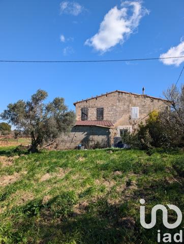 Maison traditionnelle 10 pièces de 309 m² à Redessan (30129)