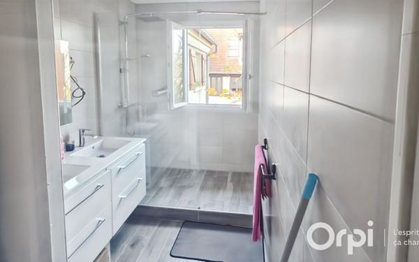 Appartement à vendre    2 pièces • 47,38 m2 Gisors