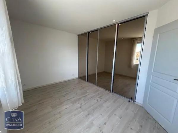 Appartement à louer 2 pièces 58m²