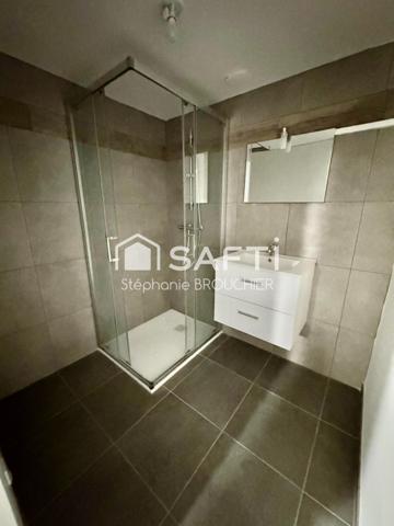 Appartement neuf et piscine