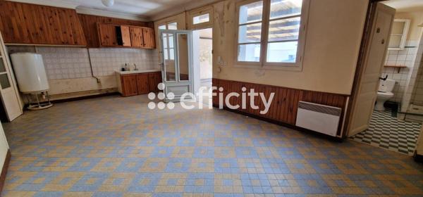 Maison
         9 pièces
        - 143 m² Exclusivité 293 000 € *