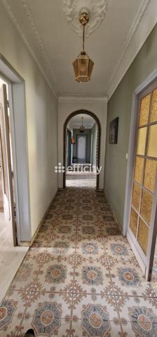 Maison
         9 pièces
        - 143 m² Exclusivité 293 000 € *