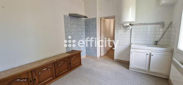 Maison
         9 pièces
        - 143 m² Exclusivité 293 000 € *