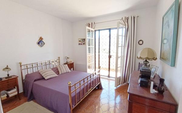 Appartement à vendre    4 pièces • 94 m2 Antibes