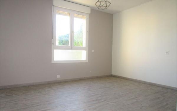 Appartement à louer    1 pièce • 21,37 m2 Avignon