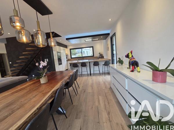 Maison à vendre 6 pièces 163 m² Concarneau