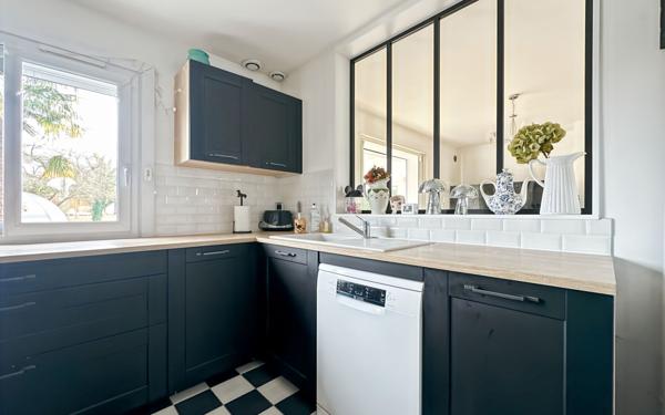 Maison à vendre    6 pièces •  Saulx-les-Chartreux