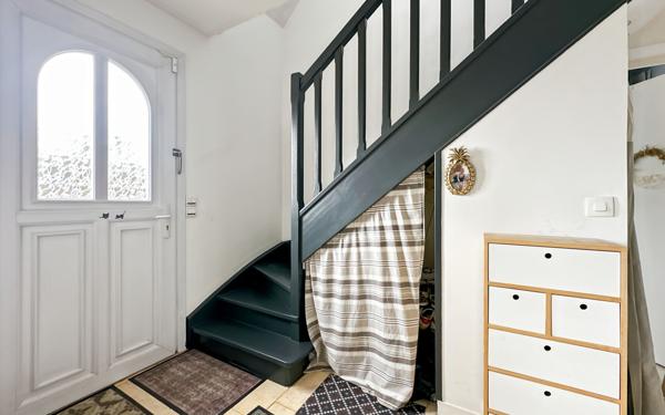 Maison à vendre    6 pièces •  Saulx-les-Chartreux