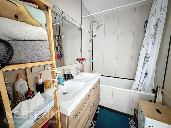 Appartement Ermont centre ville 4 pièce(s) 80m² 2e étage avec terrasse loggia, parking et cave