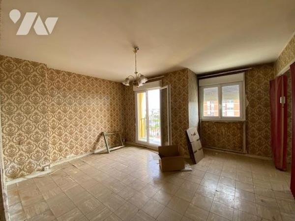 Avenue de Laon/Bd Albert 1er : appartement de 4 pièces avec cave