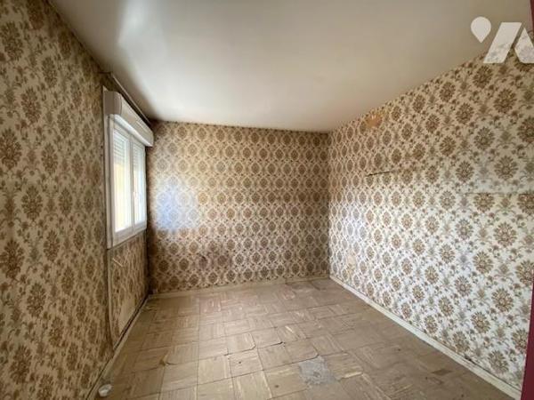 Avenue de Laon/Bd Albert 1er : appartement de 4 pièces avec cave