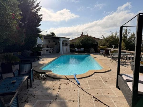 Villa avec piscine vue mer sur Vallauris
