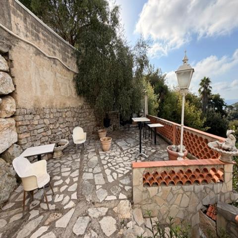Villa avec piscine vue mer sur Vallauris
