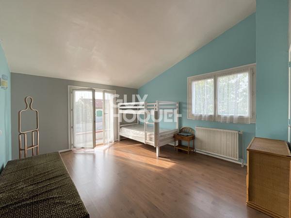 Maison centre ville Villeneuve-Tolosane de 171 m2 sur une parcelle d'environ 742 m2