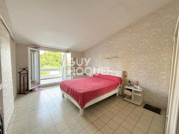 Maison centre ville Villeneuve-Tolosane de 171 m2 sur une parcelle d'environ 742 m2