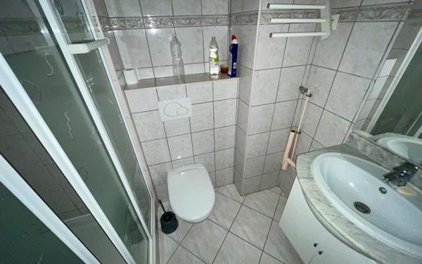 Appartement à louer    1 pièce • 25 m2 Annemasse