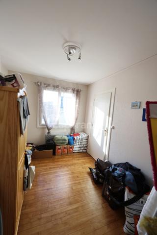 Boulangerie-Pâtisserie N°1- CA 600 000 € – fermée dimanche et lundi et 5 semaines/an - appartement 85M2/jardin