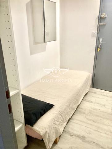 STUDIO EN PARFAIT ETAT-TERRASSE 9m2-PLACE DE PARKING PRIVATIVE-PLAGES A PROXIMITE