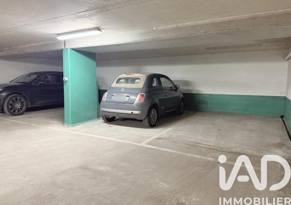 Parking à vendre 12 m² Le Chesnay-Rocquencourt