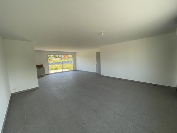 Fleurance (32500) Maison neuve, plain-pied, T4 avec jardin et garage