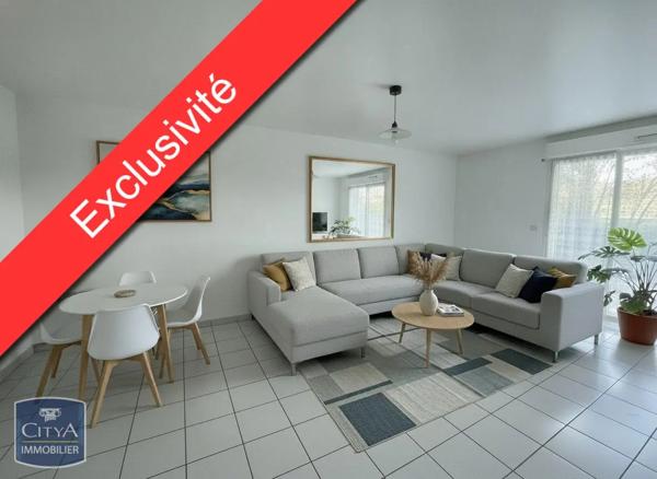 Appartement à vendre 2 pièces 48m² Saint-Jean-d'Angély (17400)