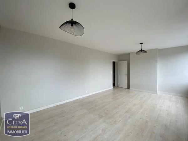 Appartement à louer 2 pièces 57.93m² Dunkerque (59240)